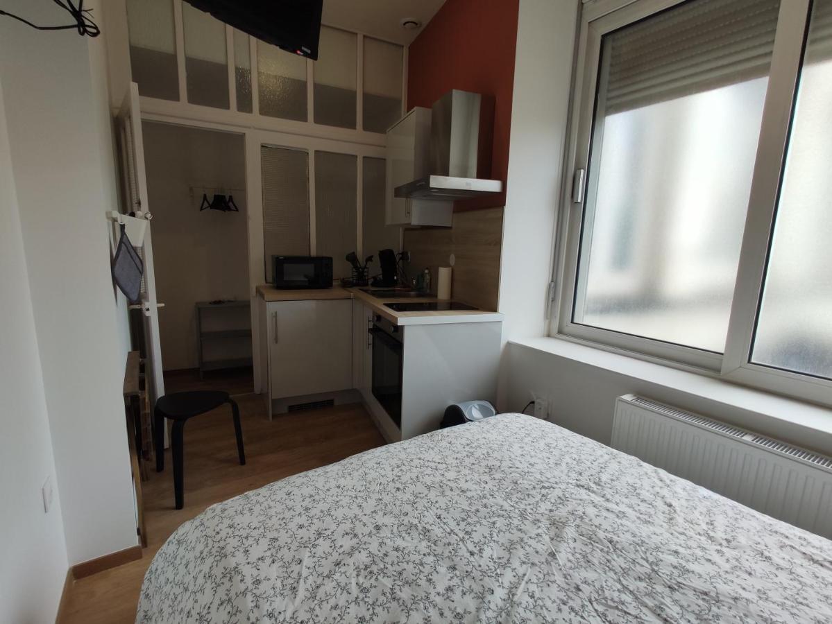 Residence Jehan Froissart วาลองเซียนส์ ภายนอก รูปภาพ